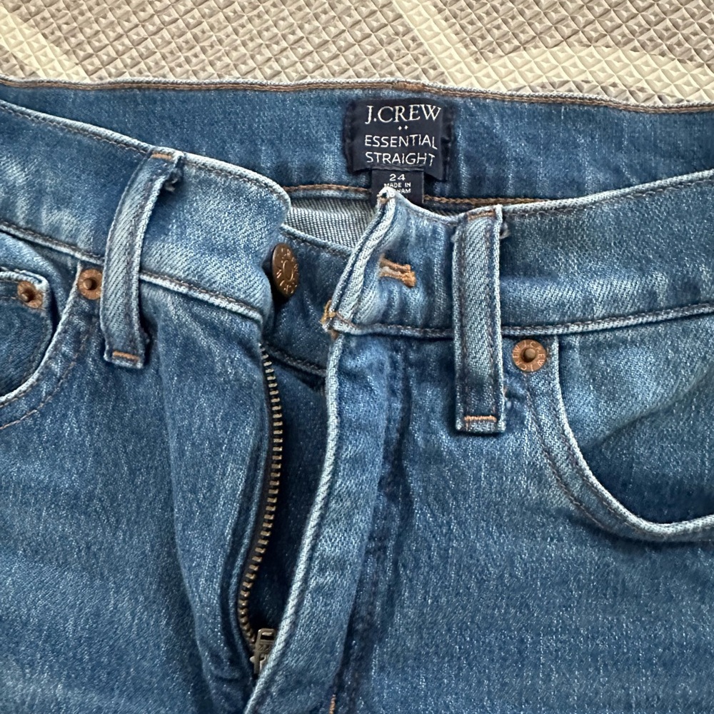 J. Crew Essential Straight leg Jeans
